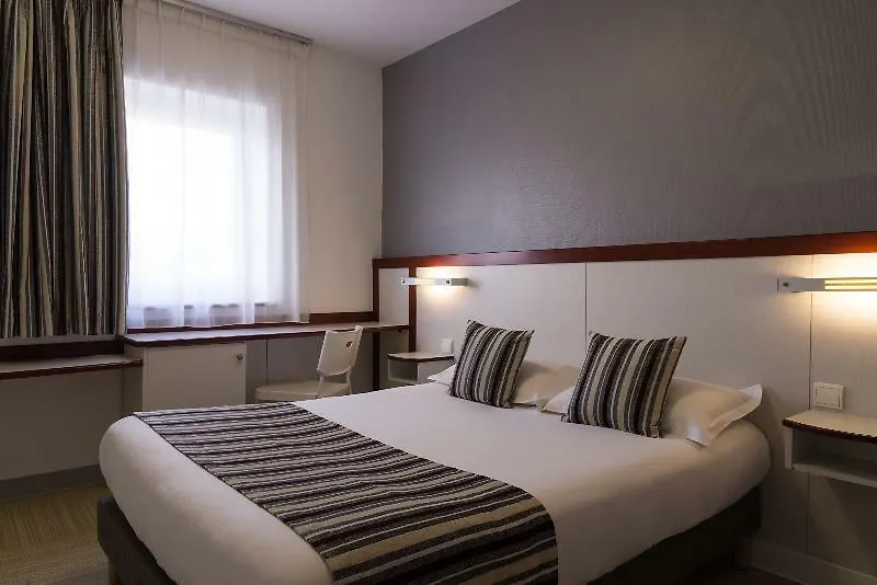 **  Greet Hotel Marseille Parc Chanot Velodrome Francia